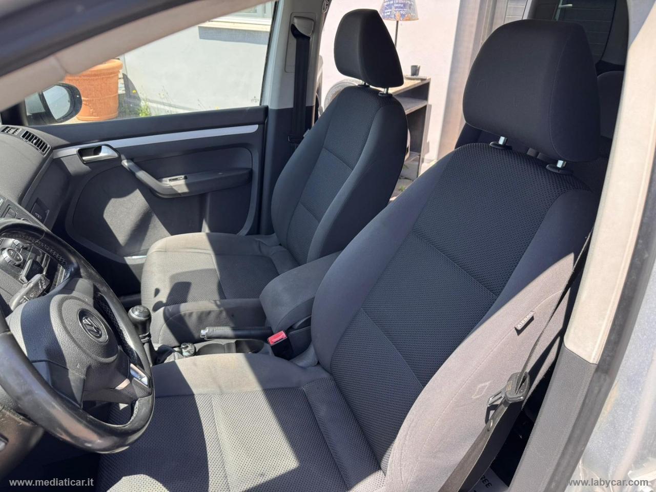 VOLKSWAGEN Touran Business 1.6 TDI Comfortline