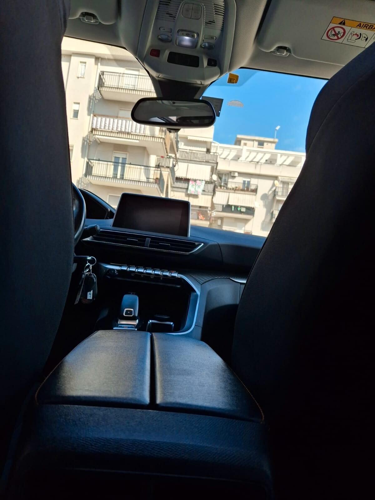 Peugeot 3008 BlueHDi 130 S&S Business SPORT