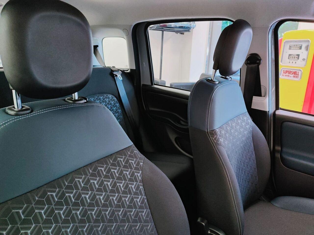 FIAT Panda III - Panda 1.0 firefly hybrid City Cross s&s 70cv