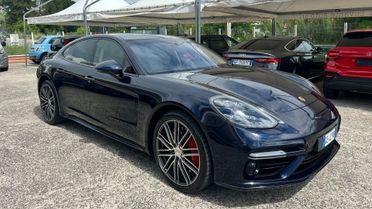 Porsche Panamera 4.0 Turbo