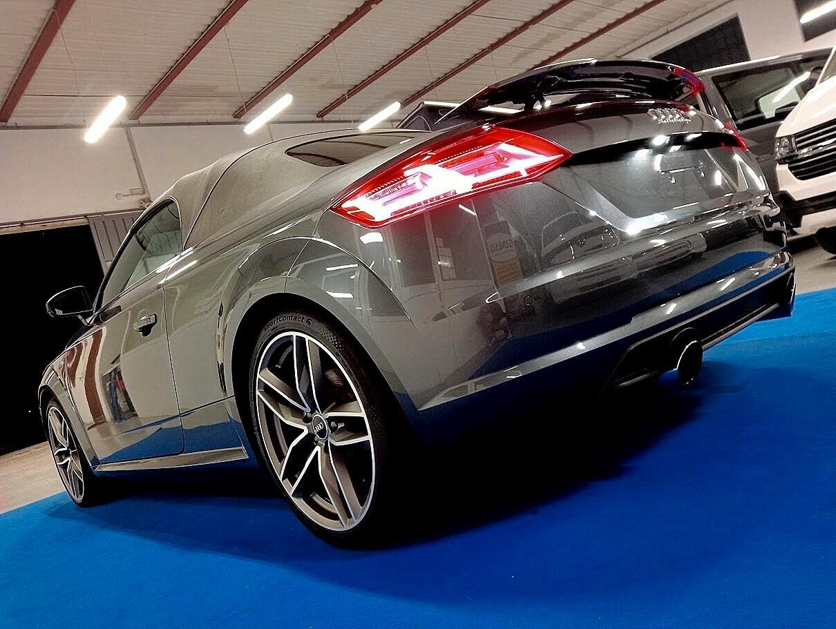 Audi TT ROADSTER 1.8 TFSI SLINE 19" MATRIX CABRIO S-LINE