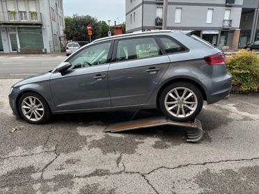 Audi A3 SPB 2.0 TDI S tronic Ambition