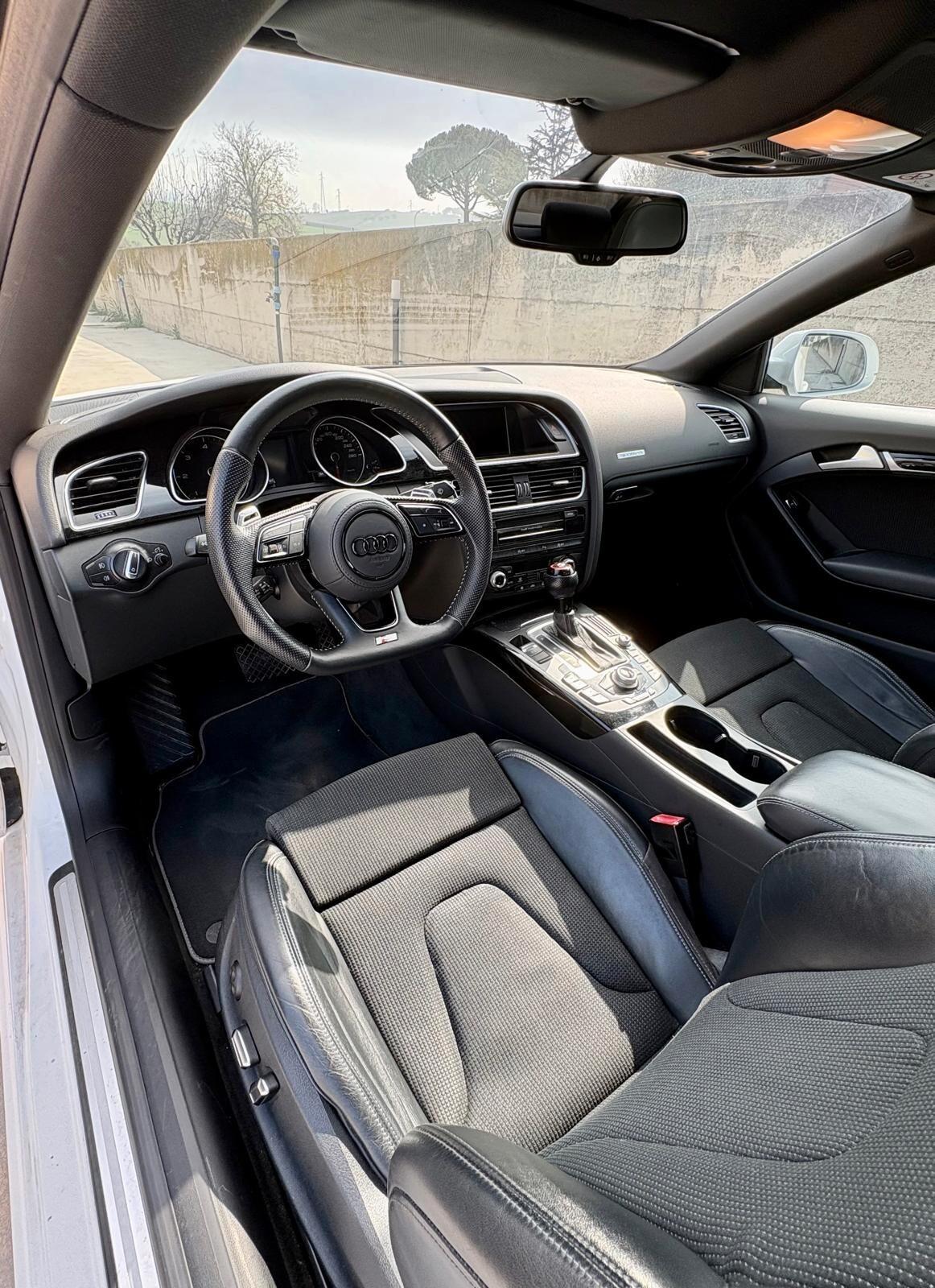 Audi A5 2.0 TDI Quattro S-Tronic S-Line Coupè