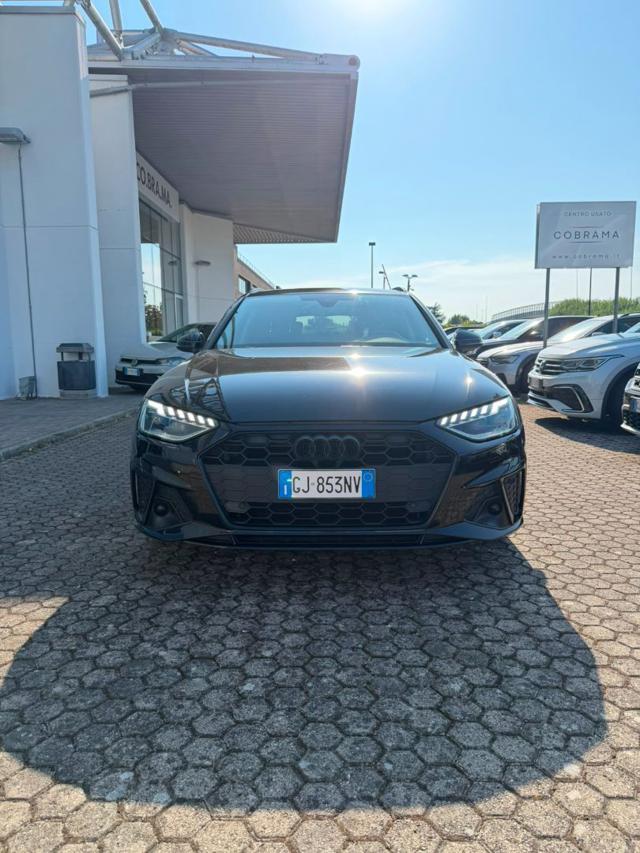 AUDI A4 Avant 35 TDI/163 CV S line edition FARI MATRIX