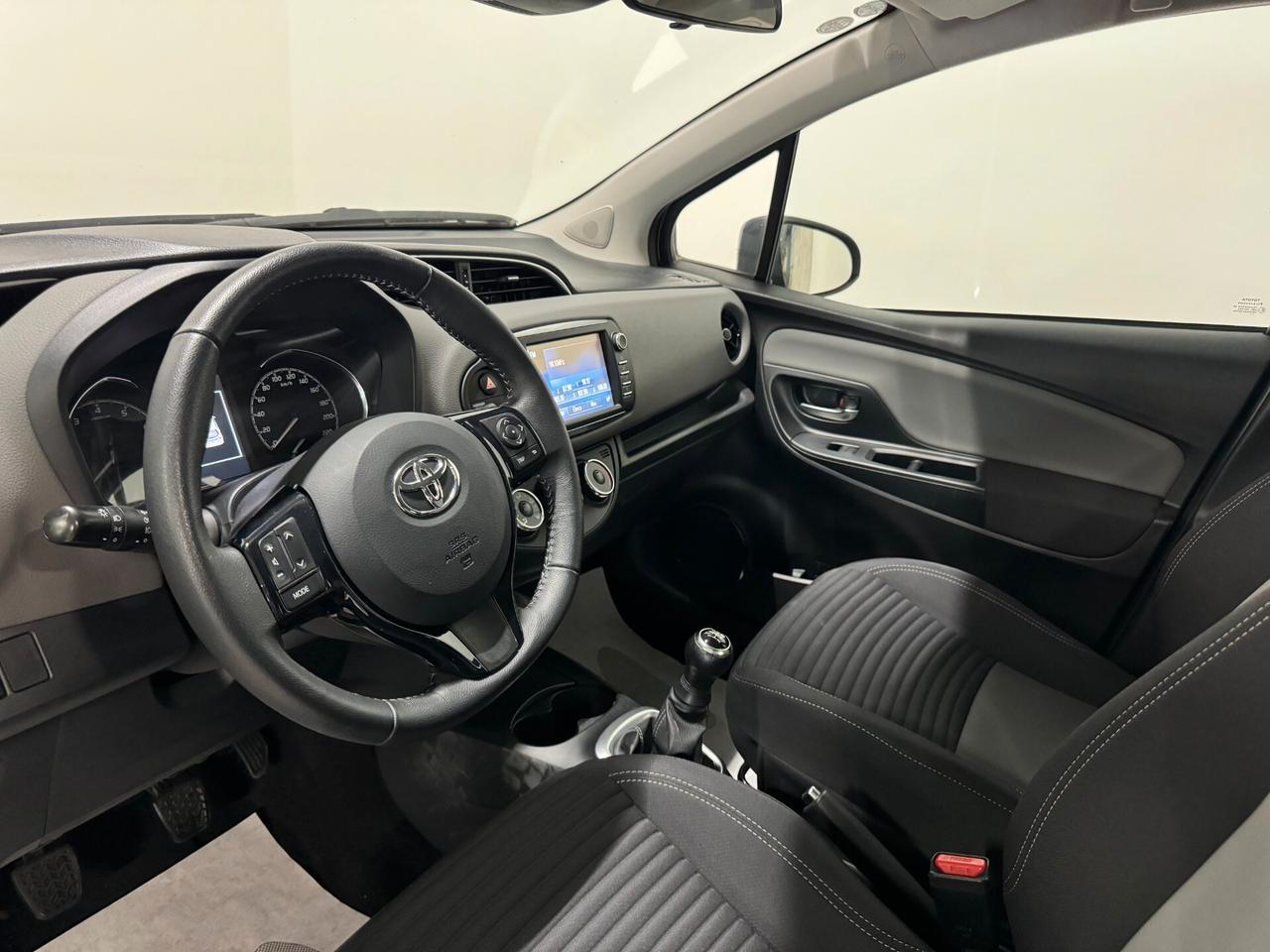 Toyota Yaris 1.0 5 porte Active