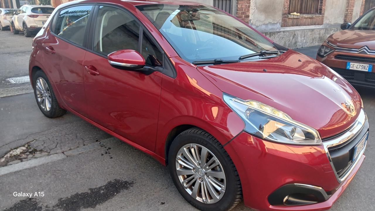 Peugeot 208 PureTech 82 5 porte Allure E6