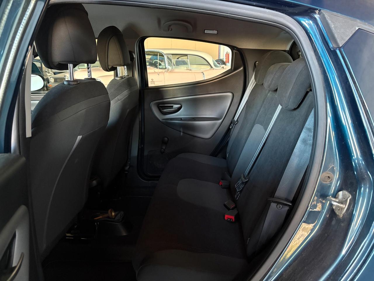 Lancia Ypsilon 1.2 Gold ecochic 69cv GPL Euro 6 5 POSTI