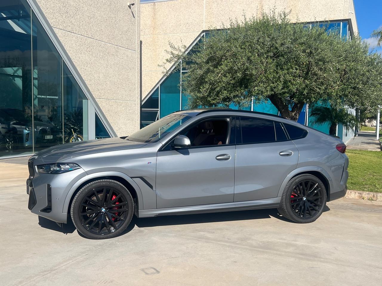 BMW X6 xdrive30d MSport possibilità noleggio noscoring