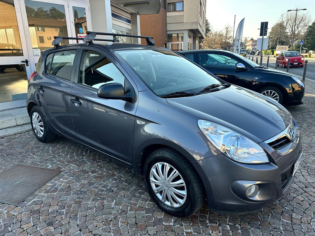 Hyundai i20 1.2Bz 78Cv 5p - Neopatentati