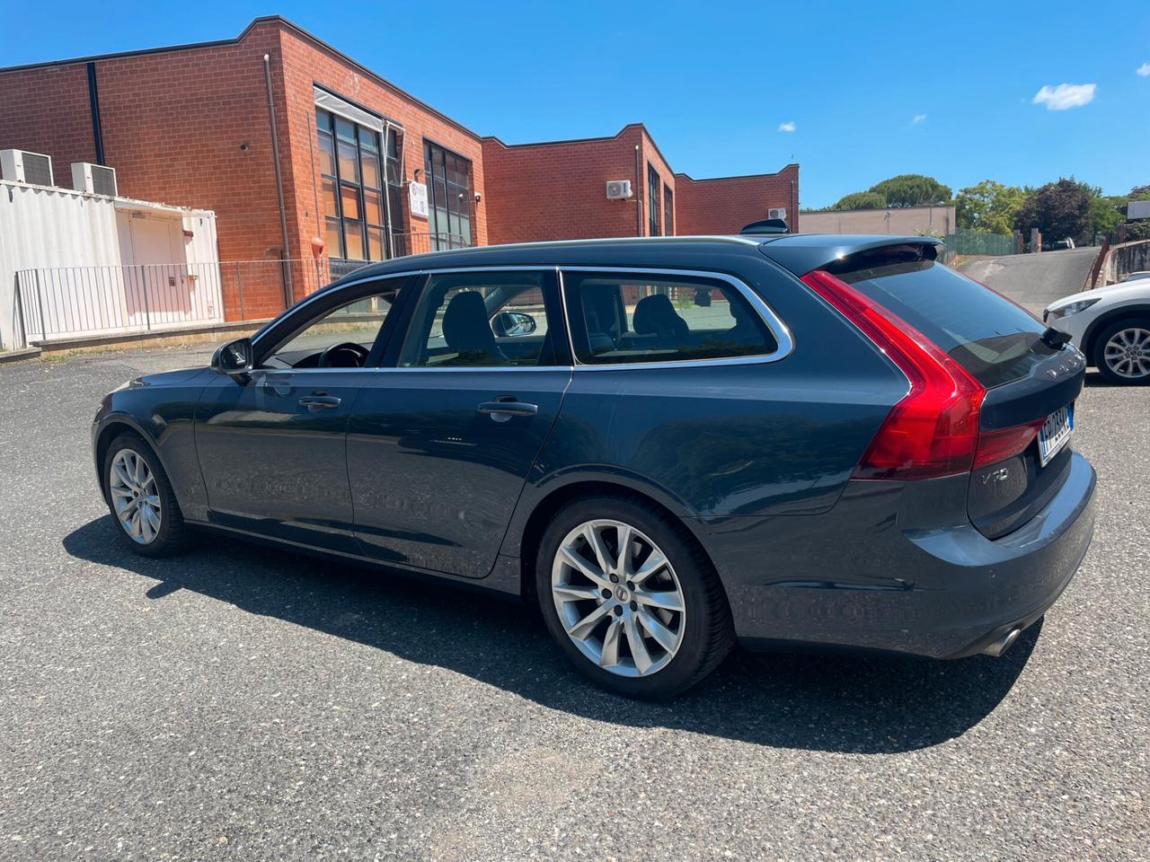 Volvo V90 D5 AWD Geartronic R-design