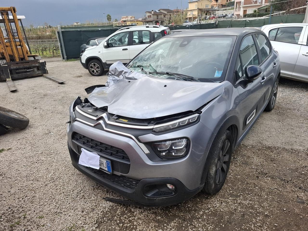 CITROEN C3 ANNO 2021 SHINE sinistrata marciante