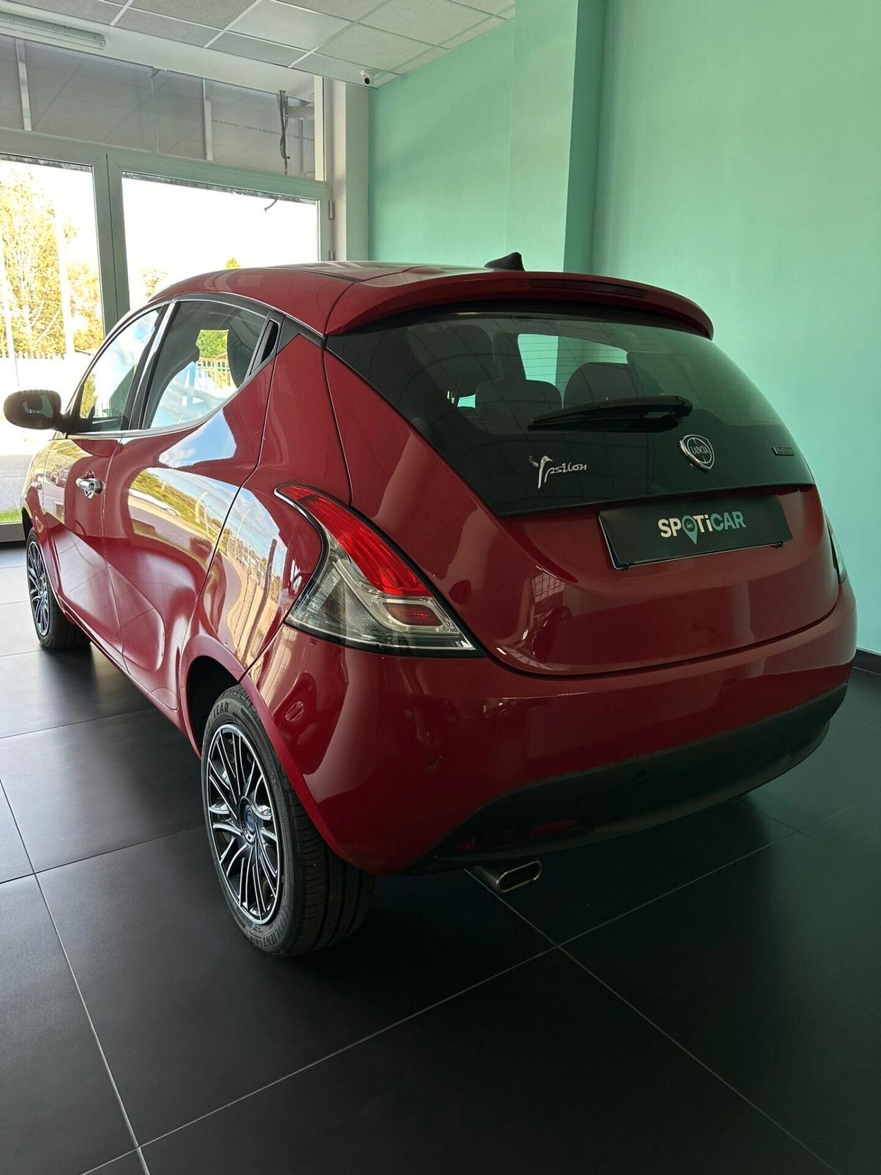 Lancia Ypsilon 1.0 HYBRID GOLD 11/2022 FULL