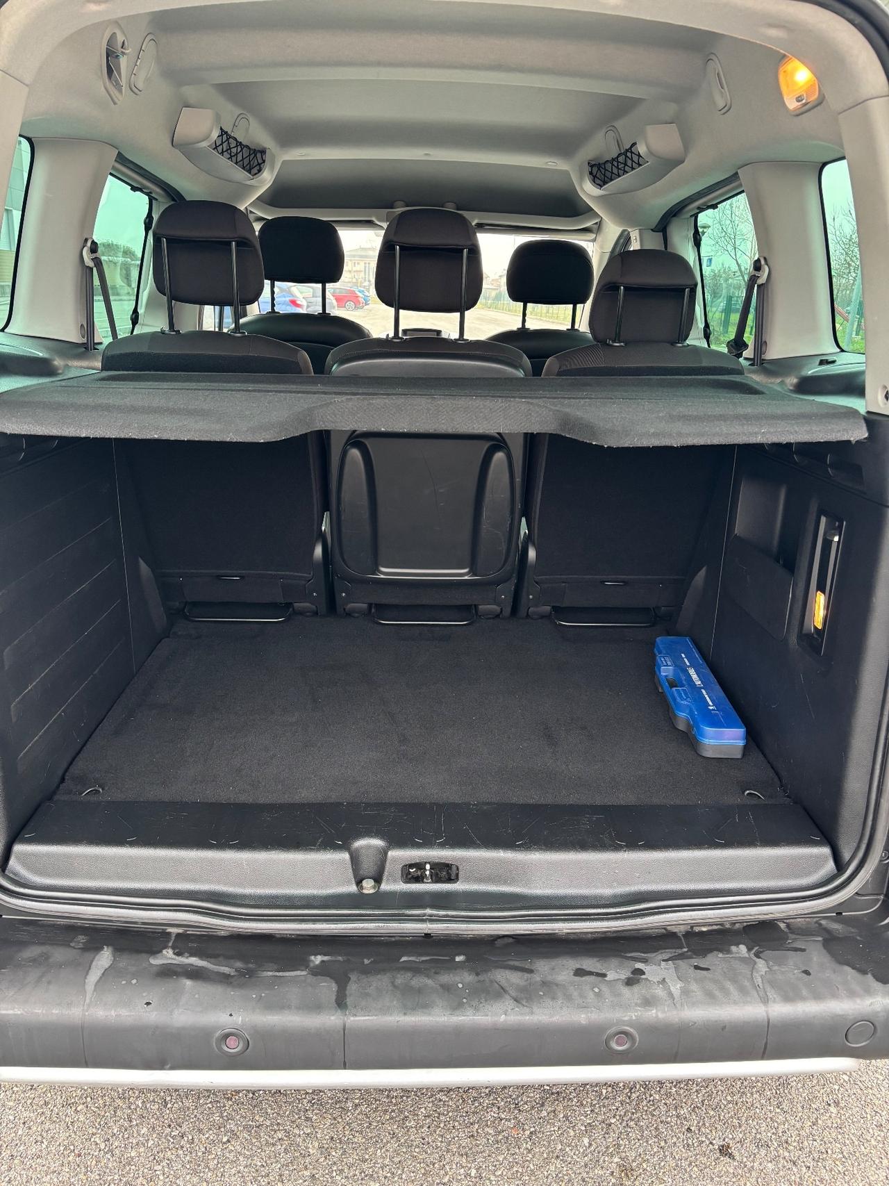 Peugeot Partner Tepee 1.6 HDi 112CV Outdoor