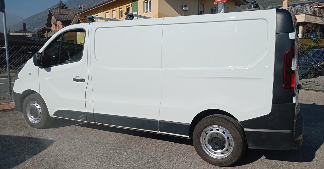 RENAULT TRAFIC 2000 DCI 145 CV PASSO LUNGO