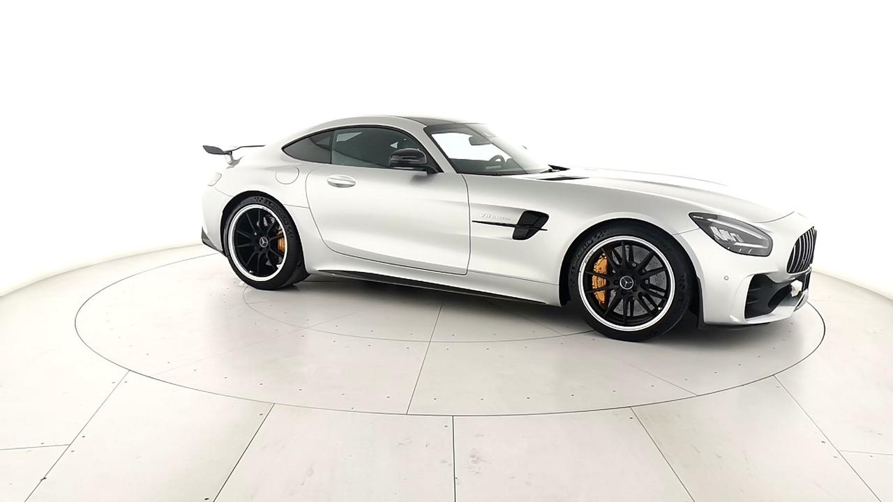 Mercedes-Benz Mercedes-AMG GT R