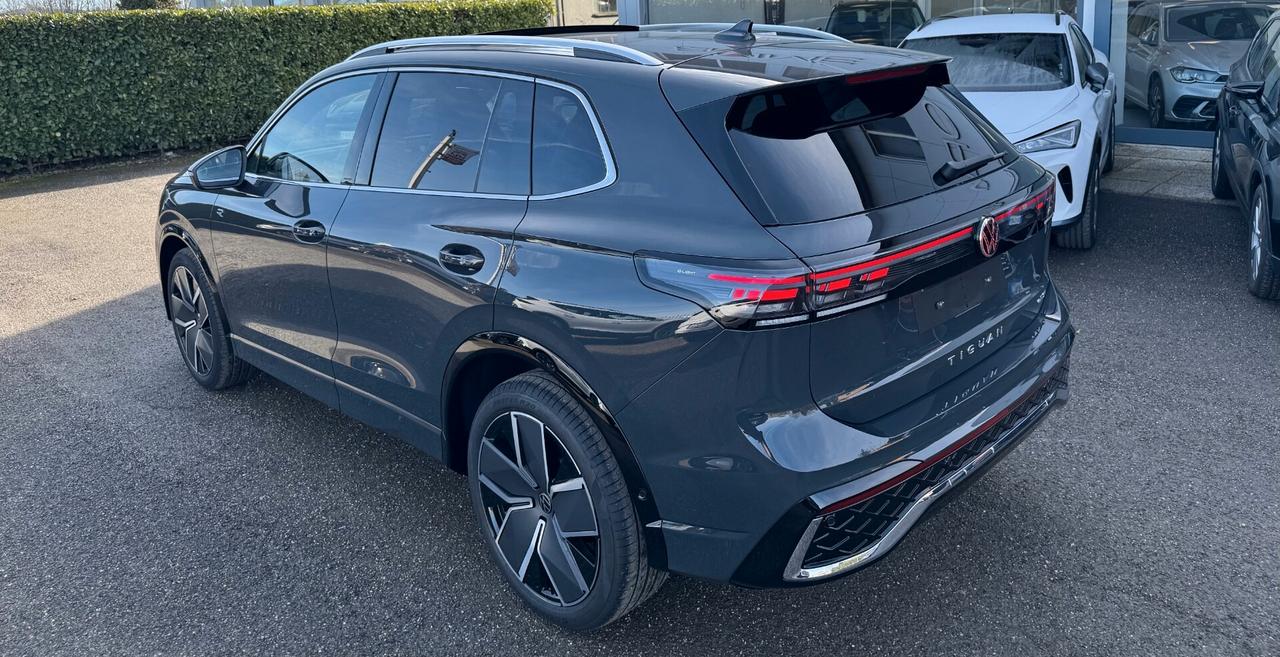 Volkswagen Tiguan 1.5 etsi R-Line Plus 150cv dsg /KM0/NO VINCOLI