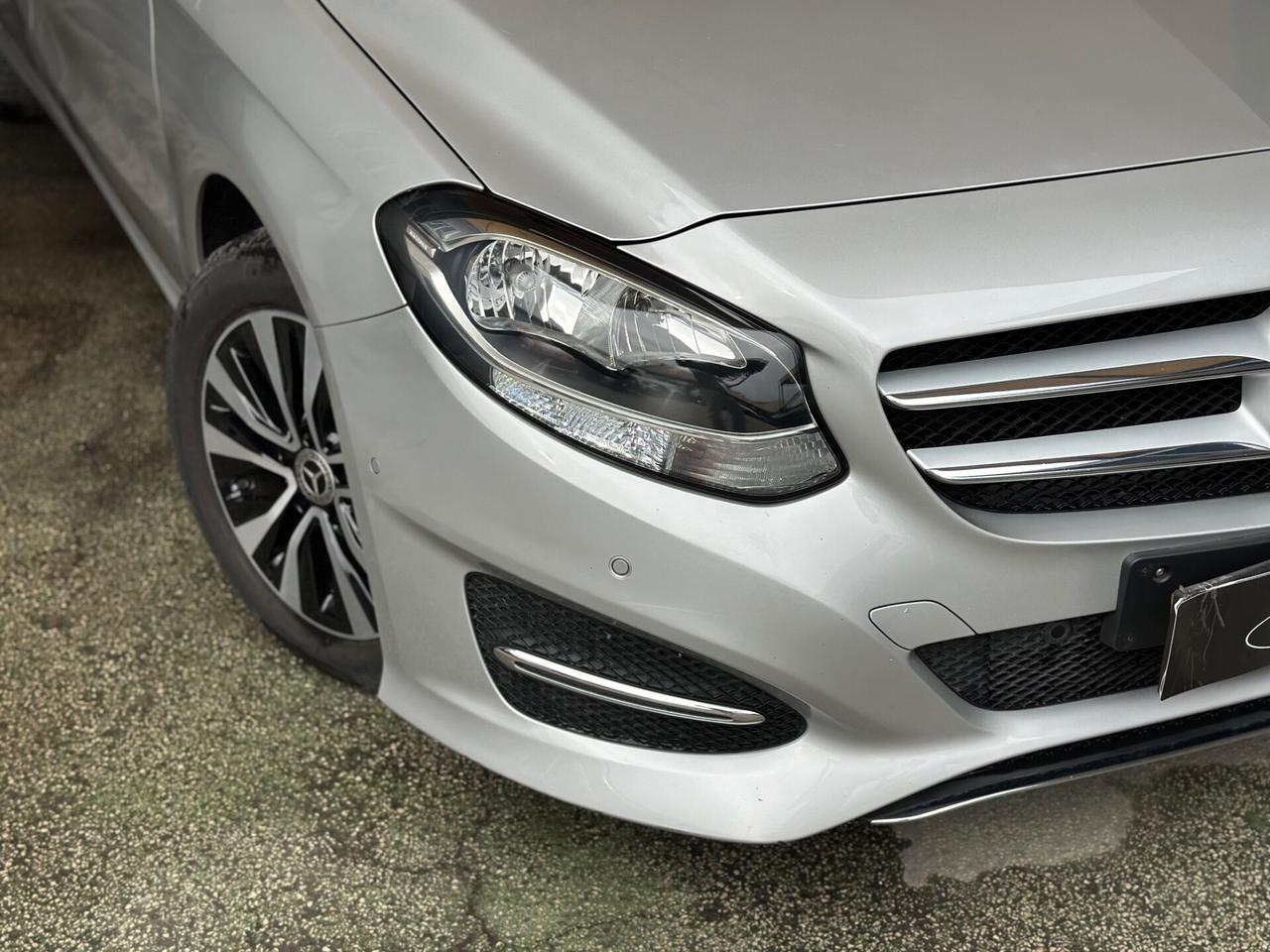 Mercedes-benz B 180 Sport/Automatic