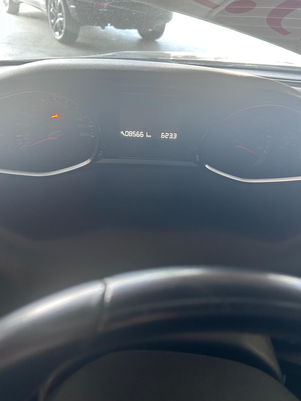Peugeot 308 BlueHDi 130 S&S Allure