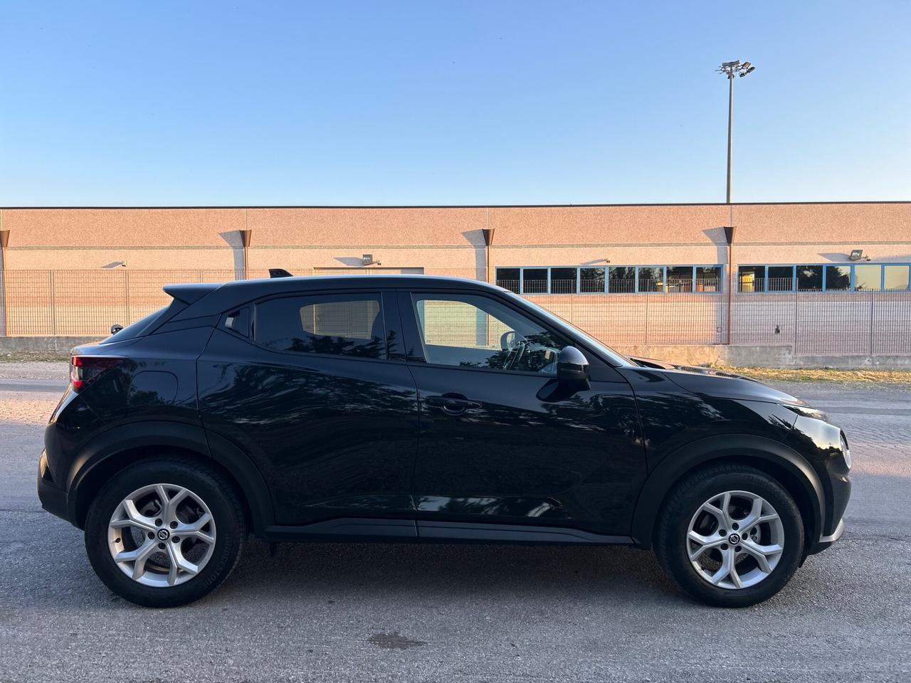 Nissan Juke 1.0 DIG-T 114 CV DCT N-Connecta