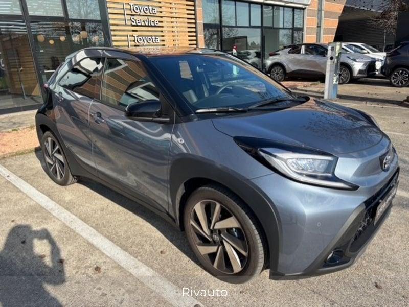 Toyota Aygo X 1.0B (72 CV) Lounge S-CVT