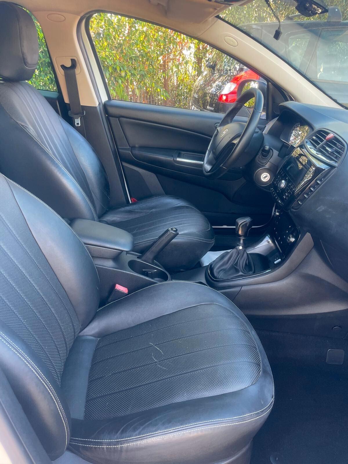 Lancia Delta 1.6"Finanziabile Senza Busta Paga"