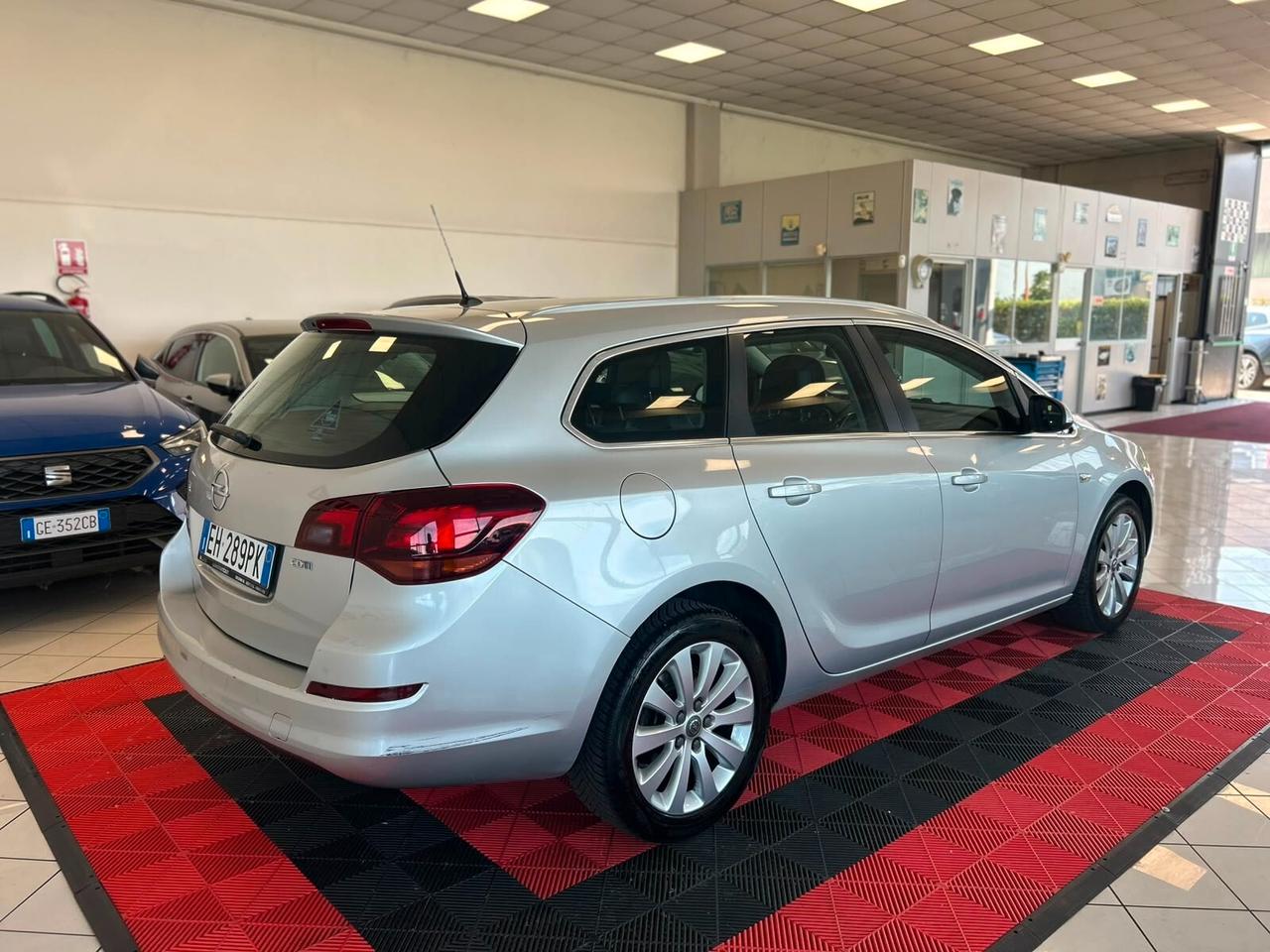Opel Astra 1.7 CDTI 125CV Sports Tourer Cosmo