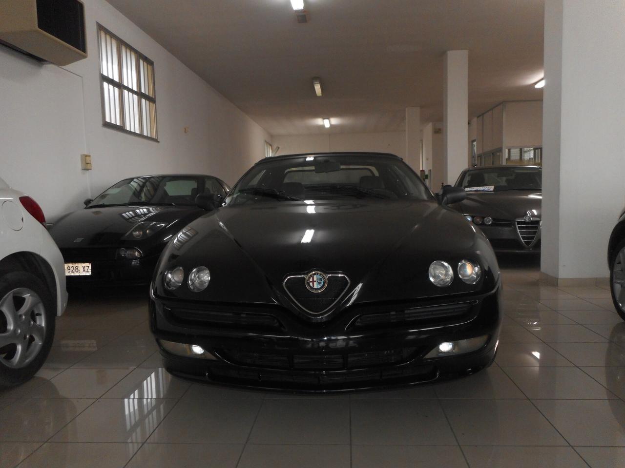 Alfa Romeo GTV Spider 2.0i 16V Twin Spark cat L