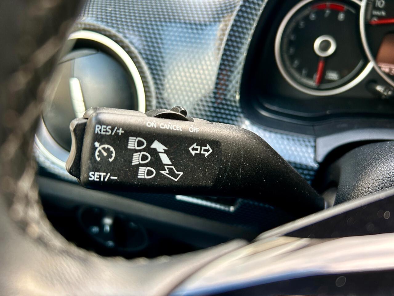 Volkswagen up! 1.0 5p. move BlueMotion 2021