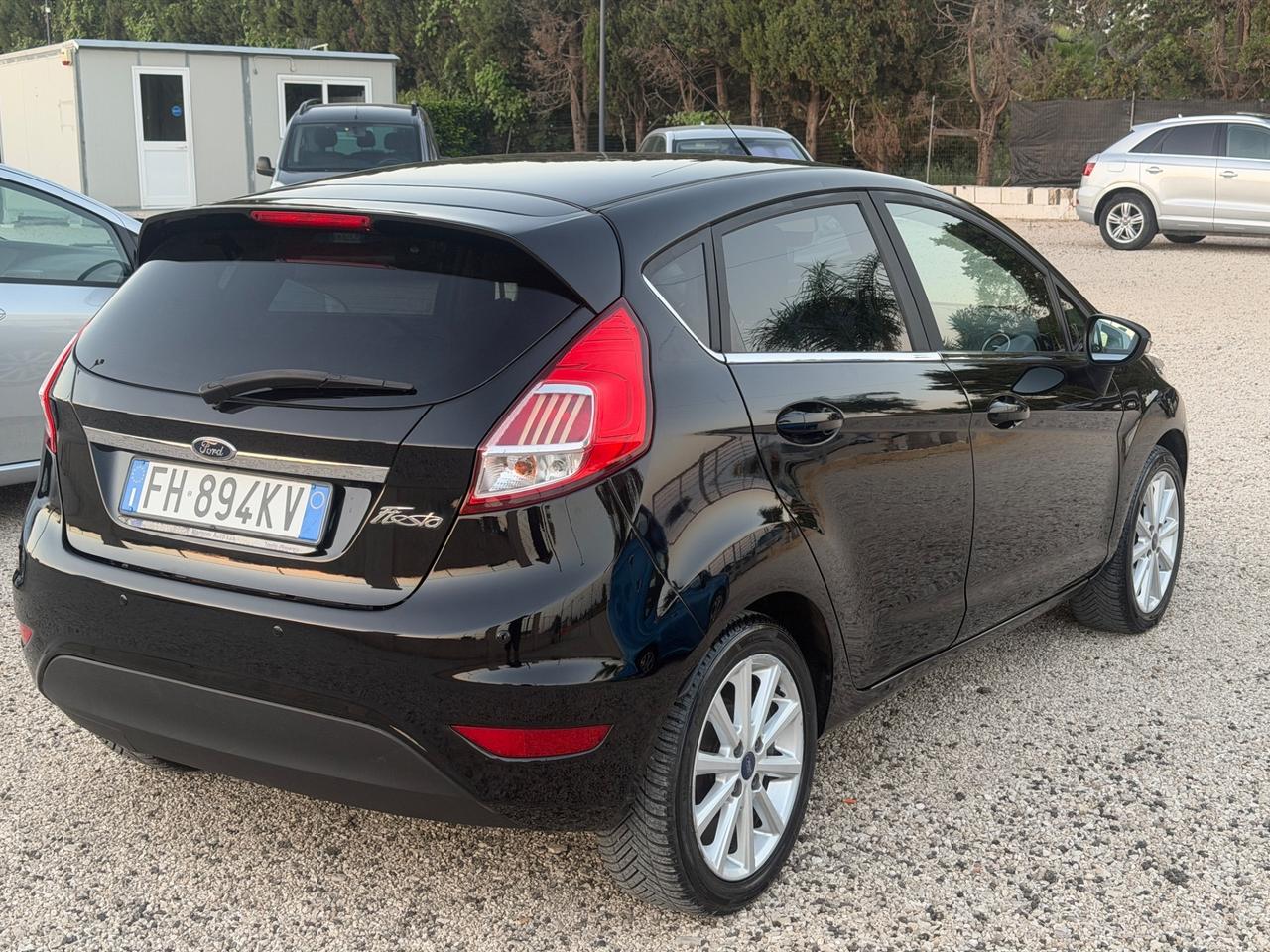Ford Fiesta 1.5 TDCi 75CV 5 porte Titanium