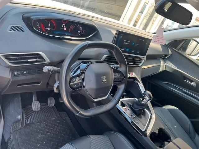 PEUGEOT 3008 1,5 DIESEL 2022
