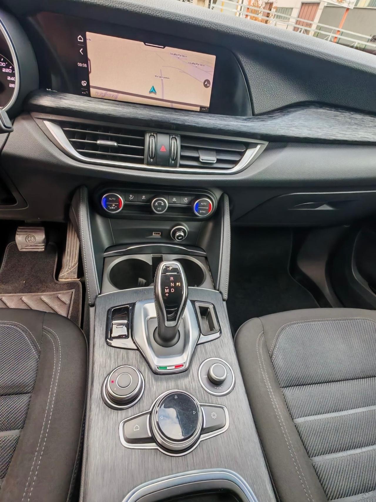 Alfa Romeo Stelvio 2.2 Turbodiesel 160cv E6