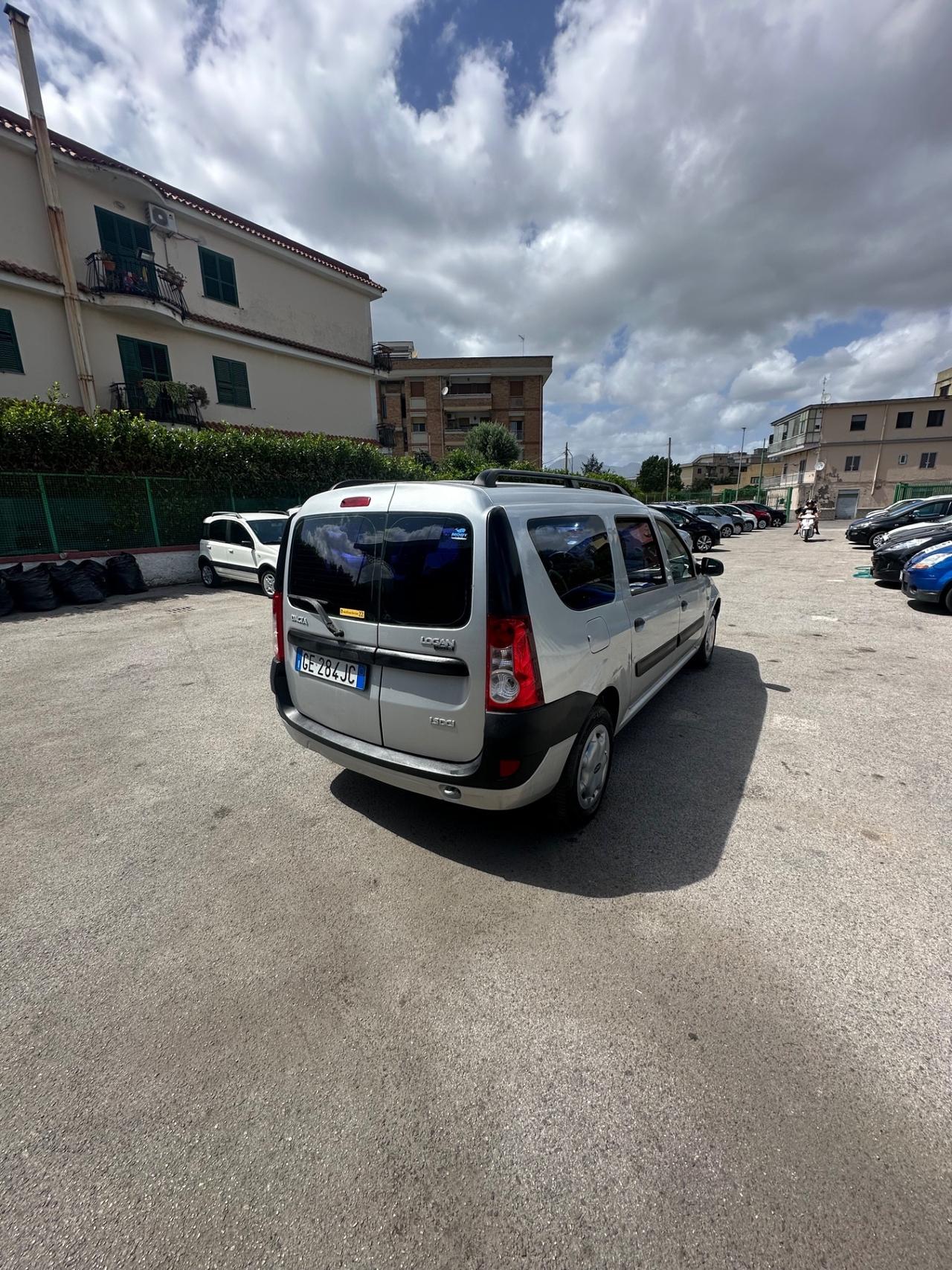 Dacia Logan MCV 1.5 dCi 70CV 7 posti Lauréate