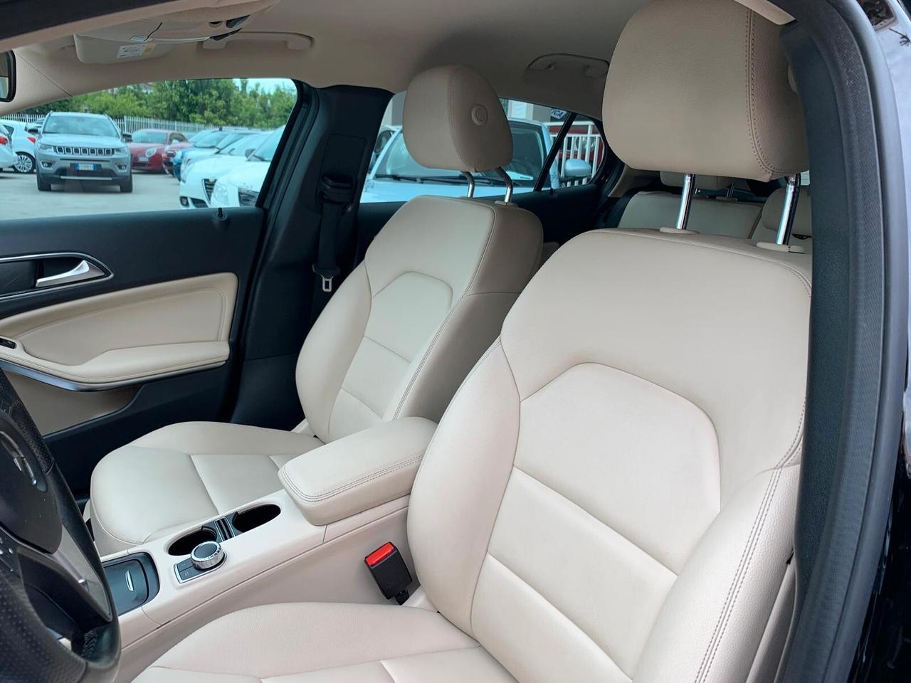 Mercedes-benz GLA 200 GLA 200 d Automatic Sport