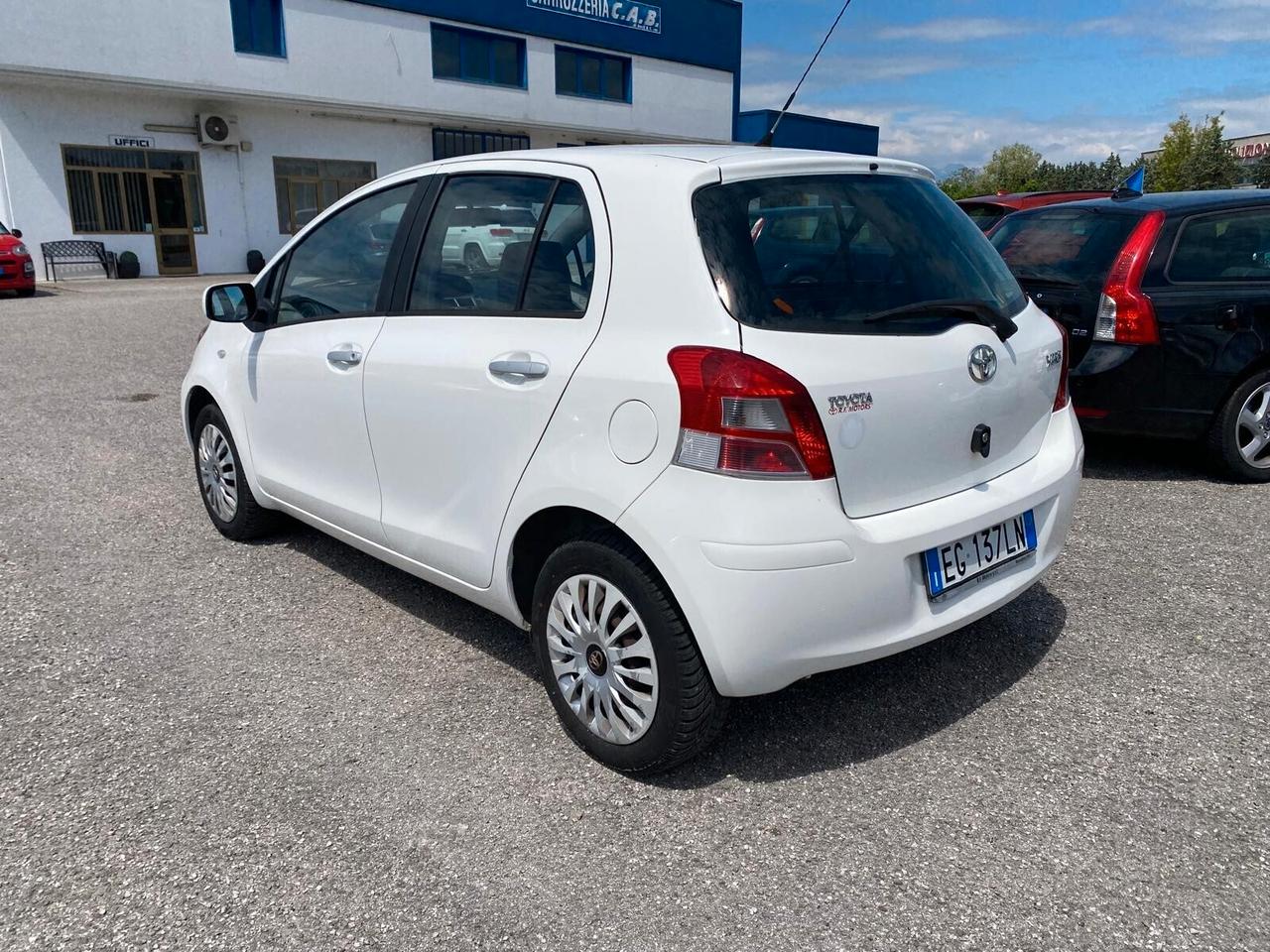 Toyota Yaris 1.0 Benz OK PER NEOPATENTATI