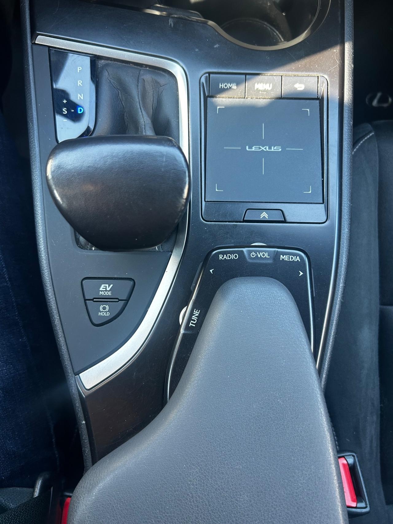 Lexus UX Hybrid 250 Exsecutive