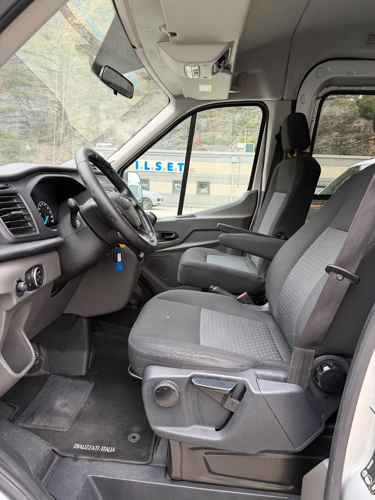 Ford Transit 330 2.0TDCi EcoBlue 130CV - EURO 6