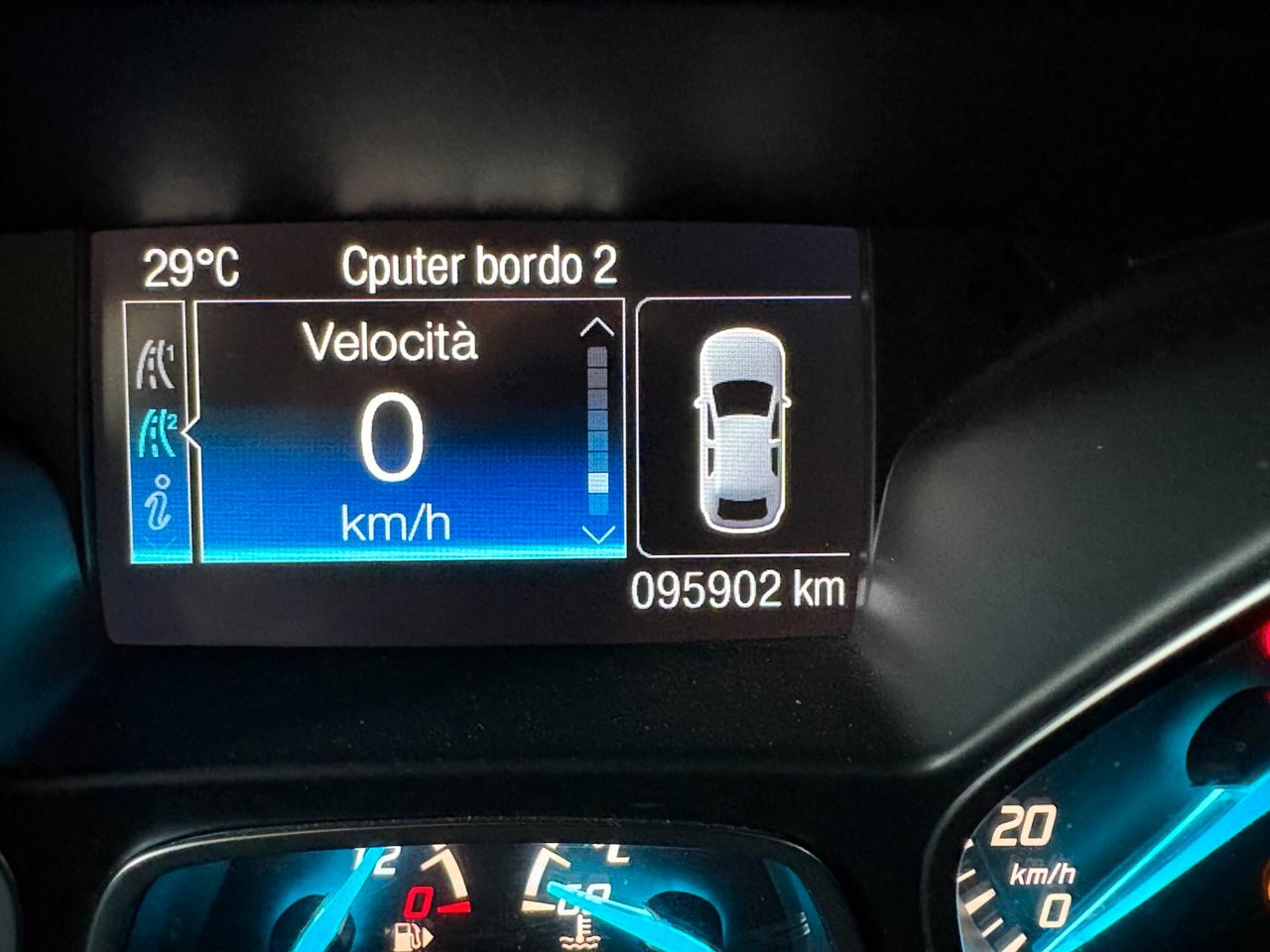 Ford Kuga 2.0 TDCI 150 CV 4WD 4x4 Cambio MANUALE