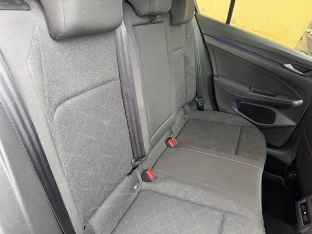 VOLKSWAGEN Golf 1.0 eTSI EVO DSG Life