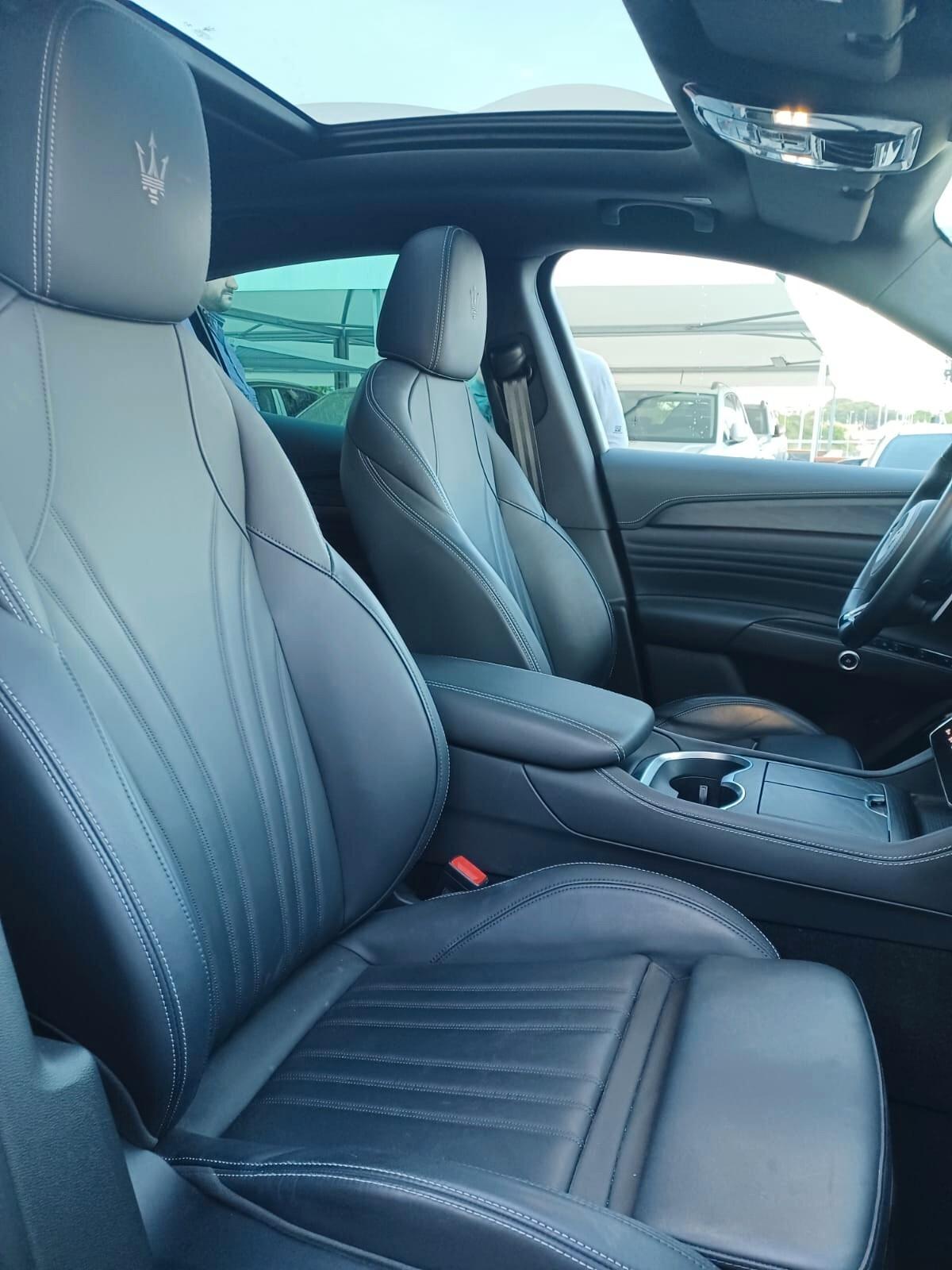 Maserati Grecale MHEV 330 CV AWD Modena