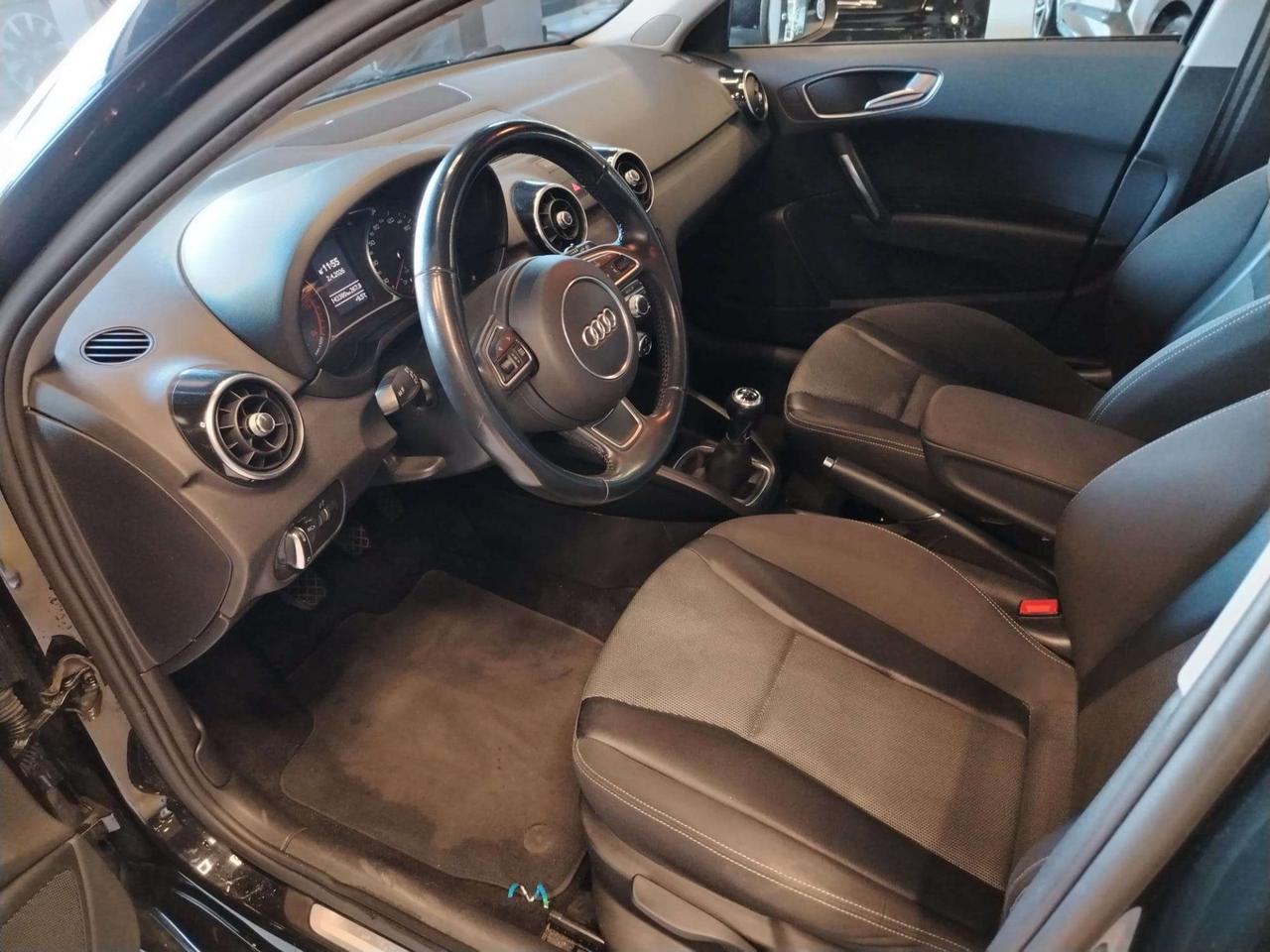 Audi A1 A1 I 2015 Sportback Sportback 1.6 tdi Sport