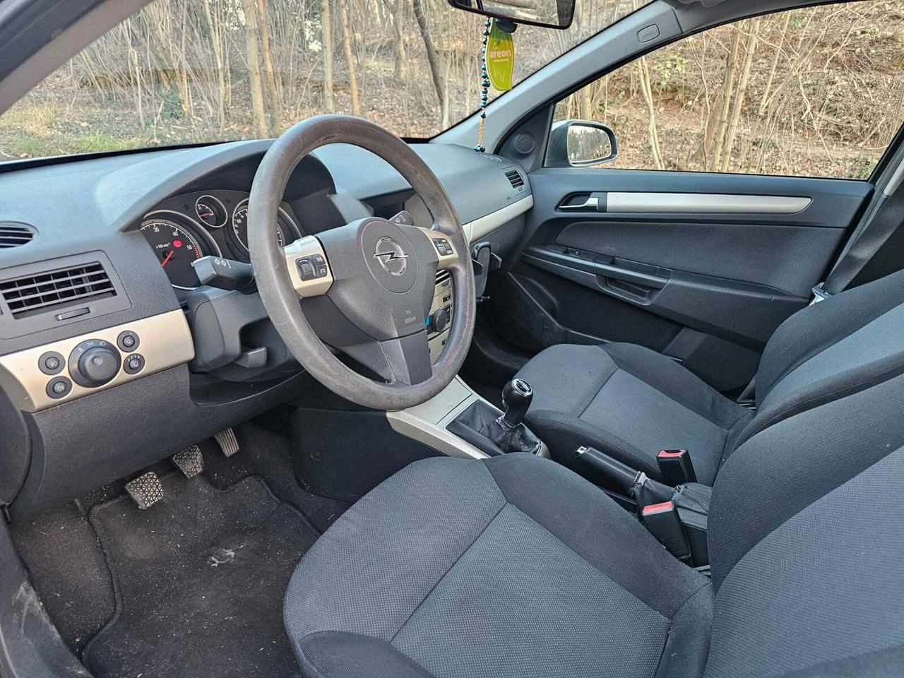 Opel Astra 1.9 CDTI 120CV