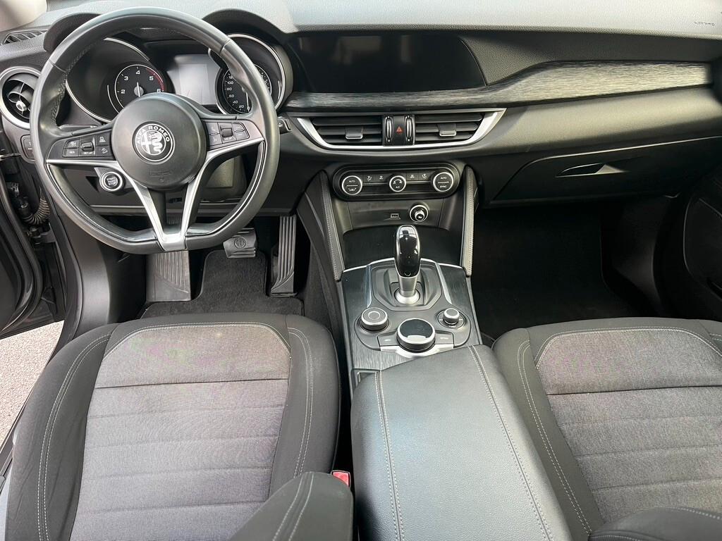 Alfa Romeo Stelvio 2.2 Turbodiesel 210 CV AT8 Q4 Business IVA DETRAIBILE