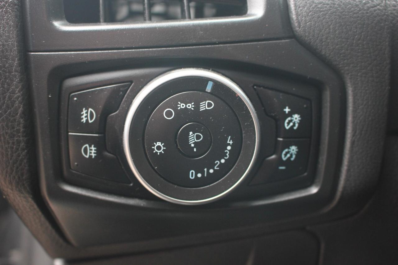 focus sw titanium-1.5 120cv-navi-camera-unipro