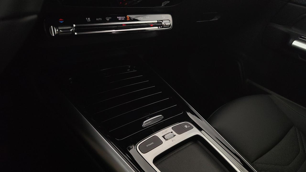 Mercedes-Benz GLA 200 d automatic
