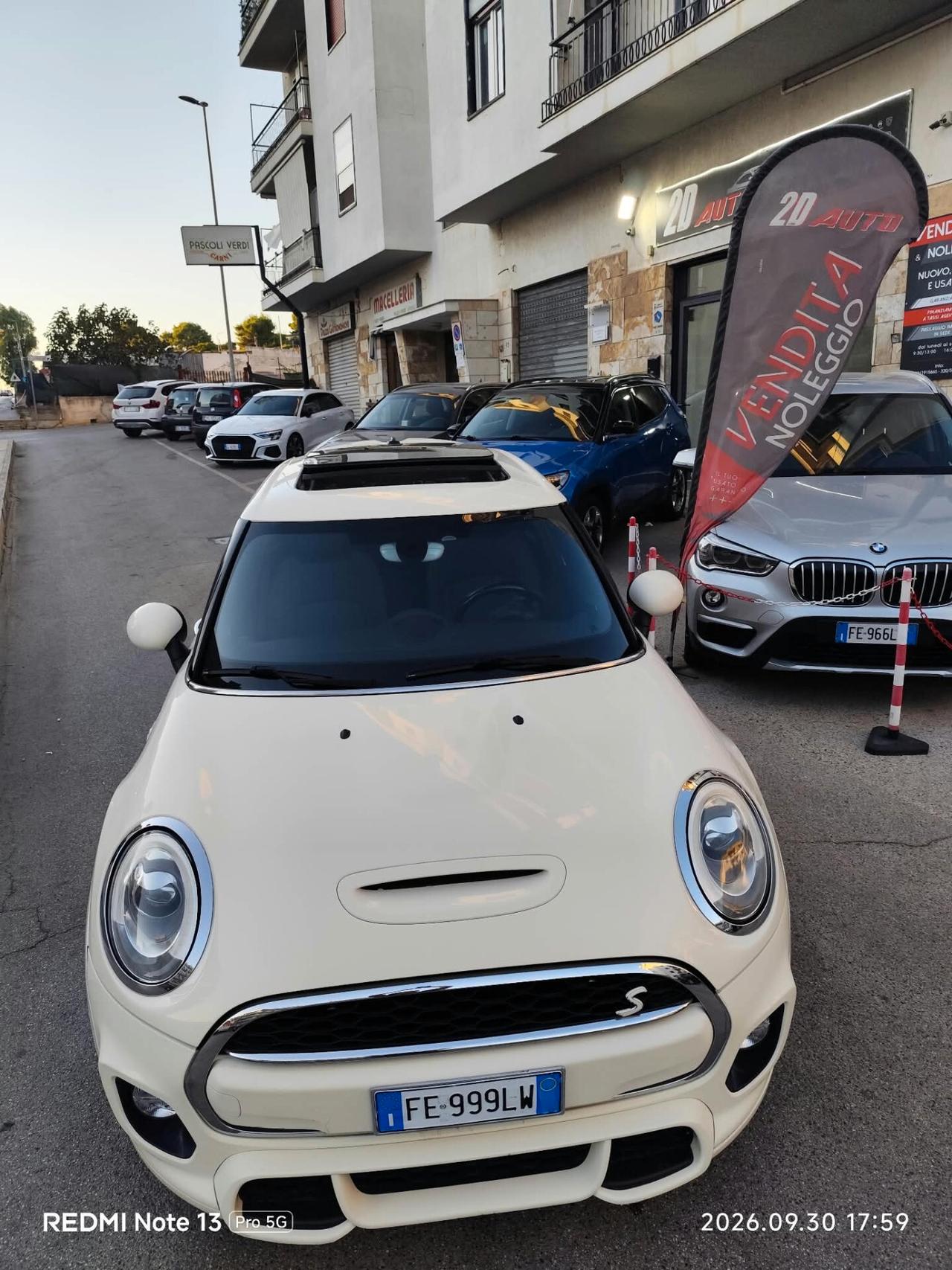 Mini 2.0 Cooper SD XL Allestimento JHON COOPER WORKS * TETTO * Pelle * Garantita 12 Mesi