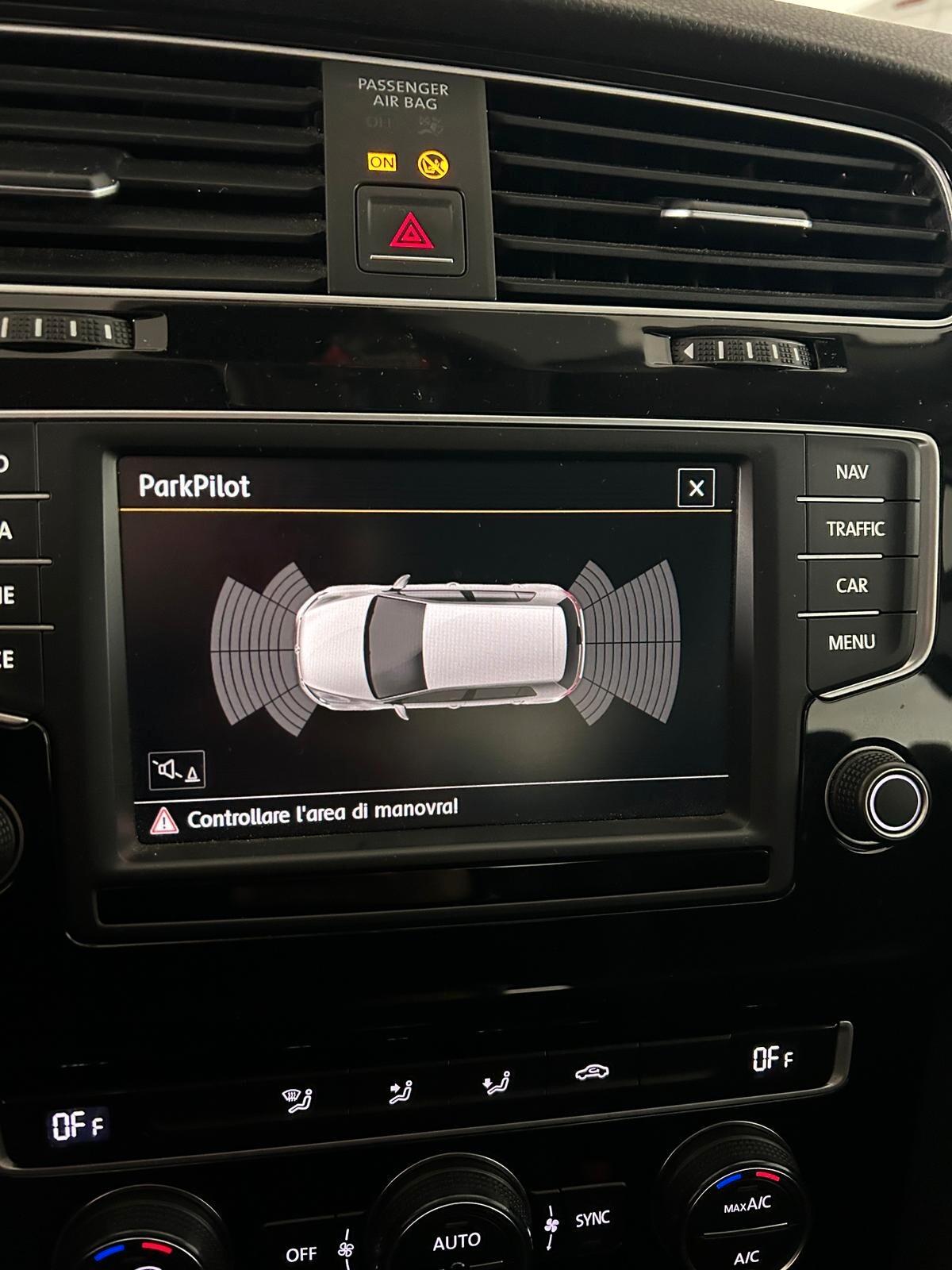 Volkswagen Golf 2.0 TDI 5p. Highline BlueMotion Technology