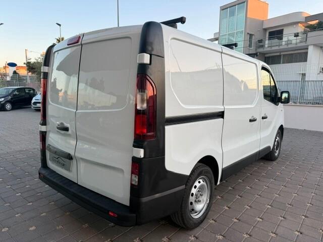 Renault Trafic 2.0 dCi 120 cv P.c T.n Ice 2021