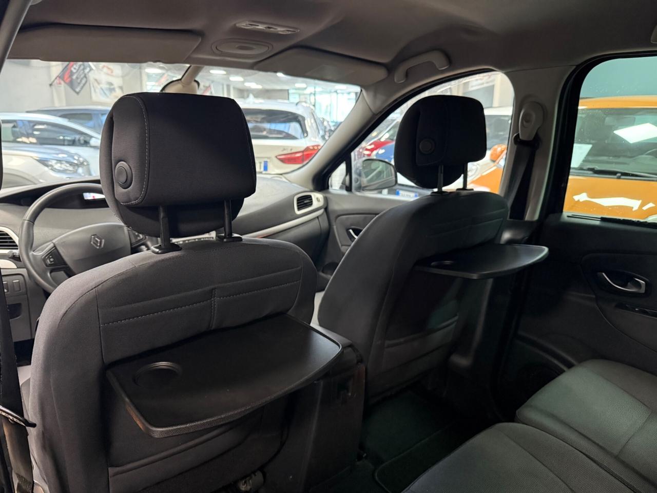 Renault Scenic 1.9 dCi 130CV Dynamique 7 Posti