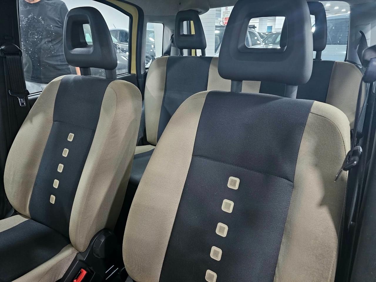 NUOVA FIAT PANDA EMOTION 1.2 DUALOGIC BENZ/GPL 60CV - CAMBIO AUTOMATICO