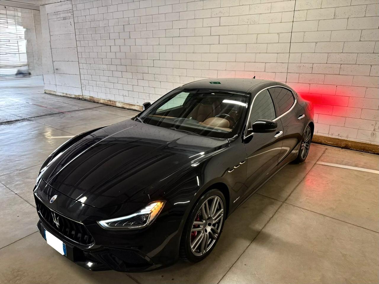 Maserati Ghibli V6 Diesel 275 CV Gransport
